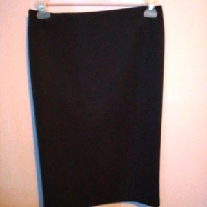 Black Vince Camuto pencil skirt size small